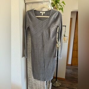 Jessica Simpson maternity dress